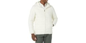 Amazon Essentials Men's Lightweight Packable Hooded Puffer Jacket – Amazon Essentials packable hooded puffer jacket (light beige)