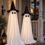 Large Light-Up Halloween Ghosts (2-Pack) – 2-pack of large light-up Halloween ghosts