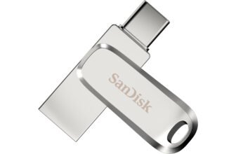 SanDisk Ultra Dual Drive Luxe 128GB USB Flash Drive – 128GB with both USB-C and USB-A connectors.