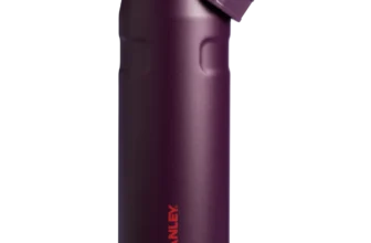 Stanley IceFlow Bottle Flip Straw 2.0 (24 oz) – 24 oz bottle with the Flip Straw 2.0 leak-resistant lid