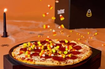 TOMBSTONE Candy Corn Pizza Kit – Limited-edition TOMBSTONE Candy Corn Pizza kit for $1.31 with overnight shipping included